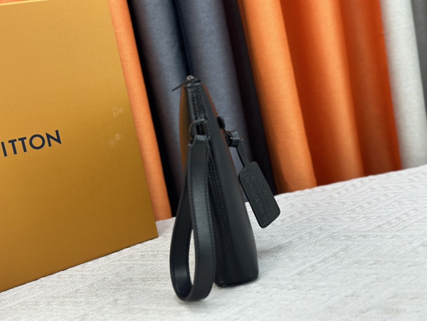 ルイヴィトンバッグ側面デザイン